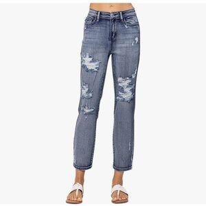 NWT Judy Blue High Rise Distressed Boyfriend Jeans Size 28